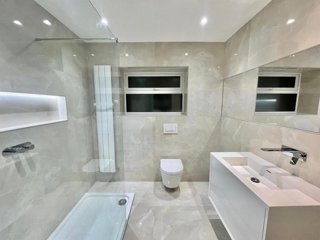 Additional property image - Robin Close, Billericay