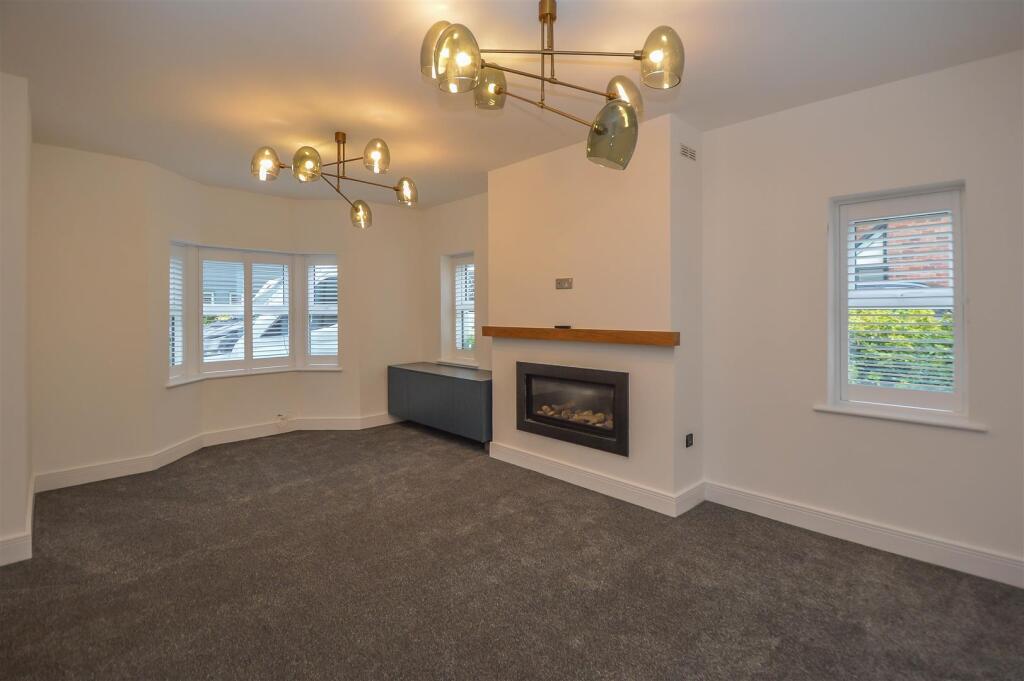 Additional property image - Woodside Place, Great Warley, Brentwood