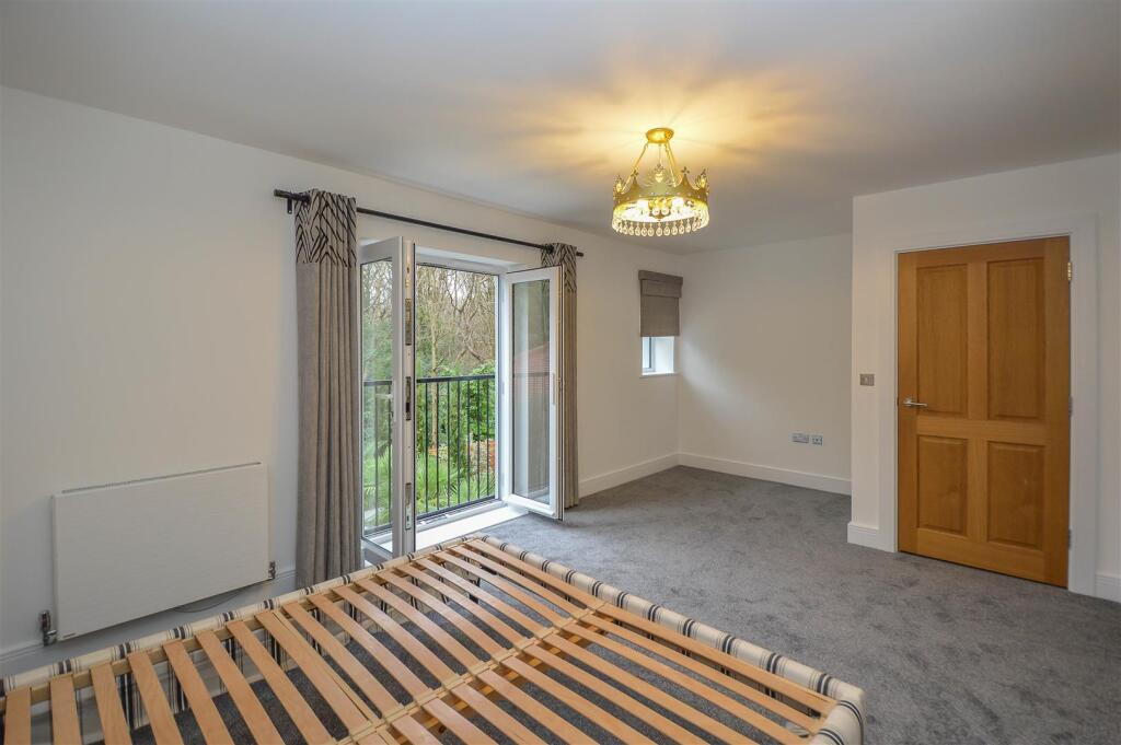Additional property image - Woodside Place, Great Warley, Brentwood
