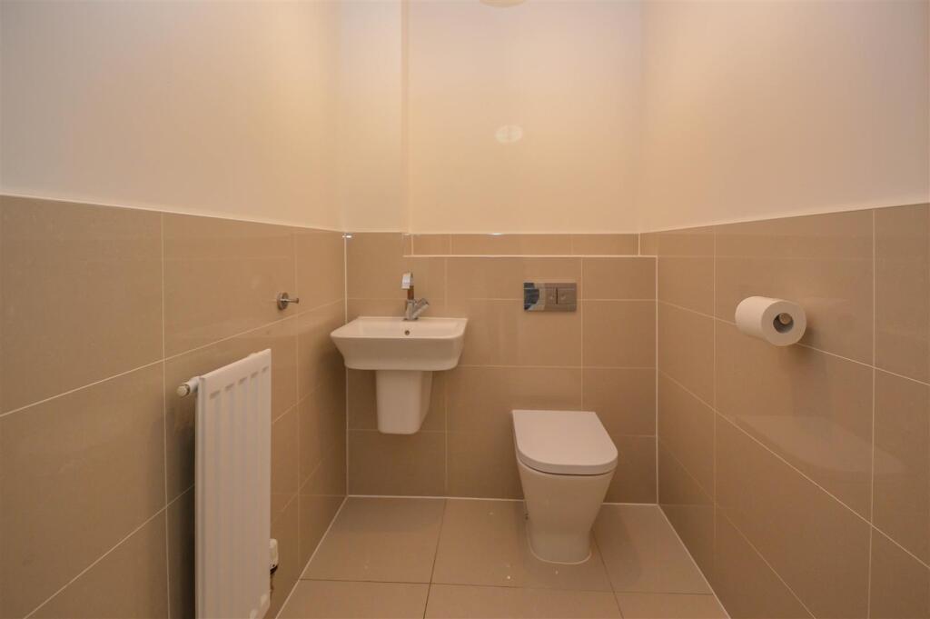 Additional property image - Woodside Place, Great Warley, Brentwood