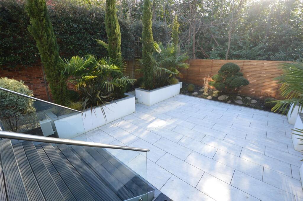 Additional property image - Woodside Place, Great Warley, Brentwood
