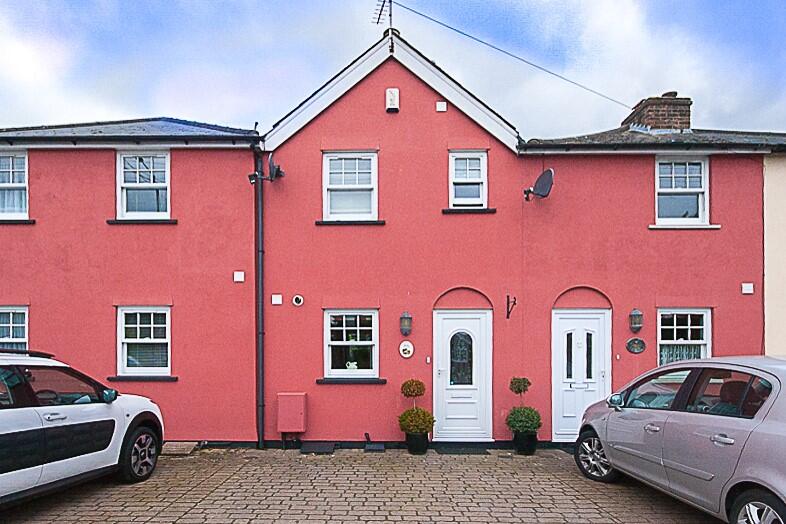 Main image of property: Brentwood Road, Brentwood, Essex, CM13