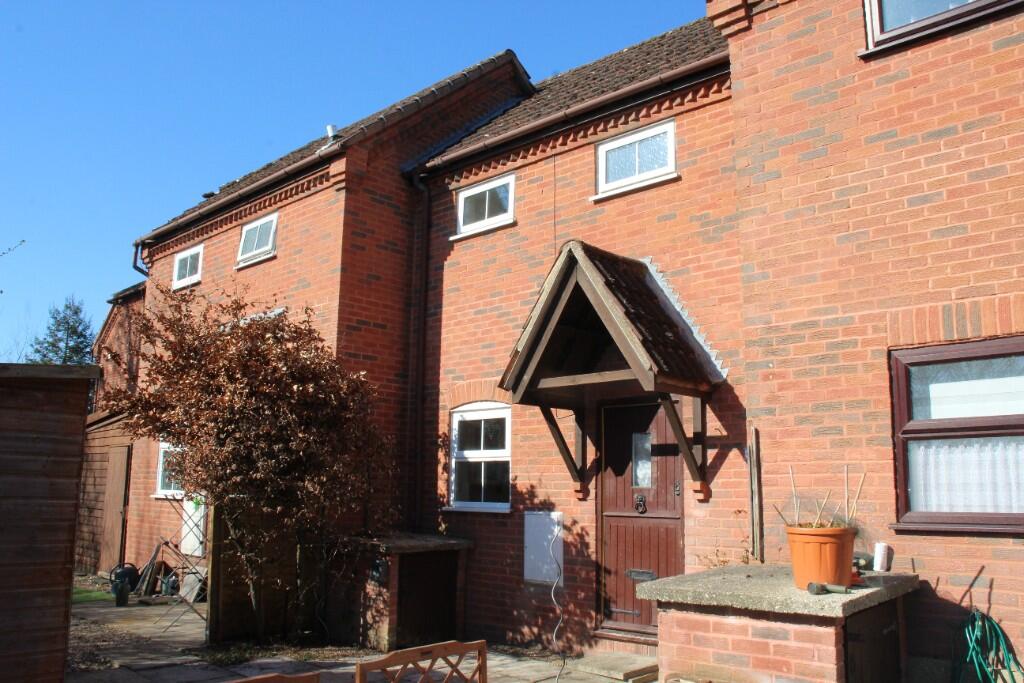 Main image of property: Charlton Place, Newbury, Berkshire, RG14 1EX