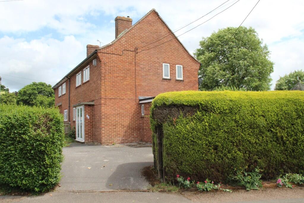 Main image of property: Priory Avenue, Hungerford, Berkshire, RG17 0AS