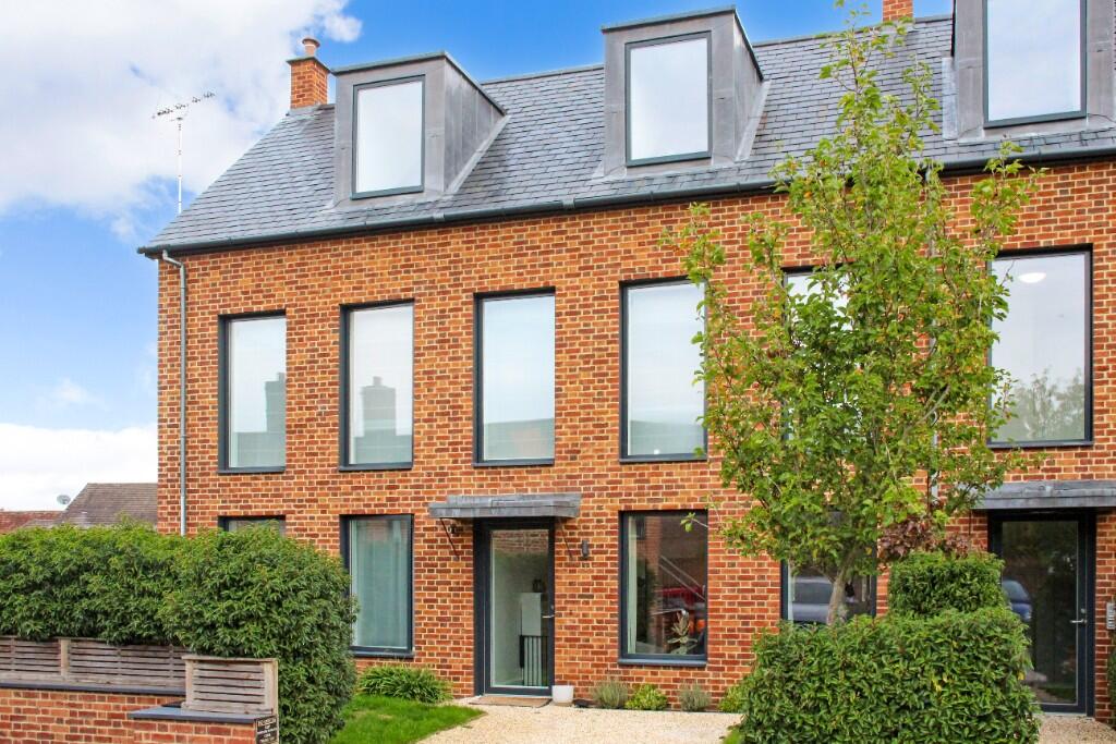 Main image of property: Bewick Mews, Hungerford, Berkshire, RG17 0QS