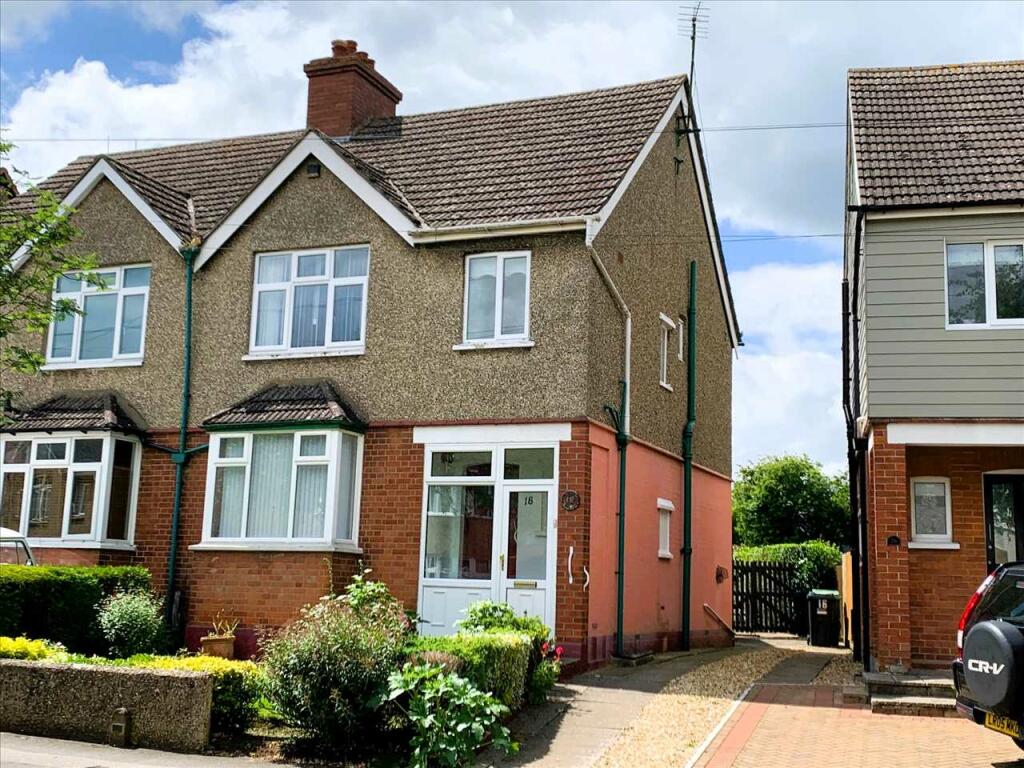 3 bedroom semidetached house for sale in Stacey Avenue, Wolverton