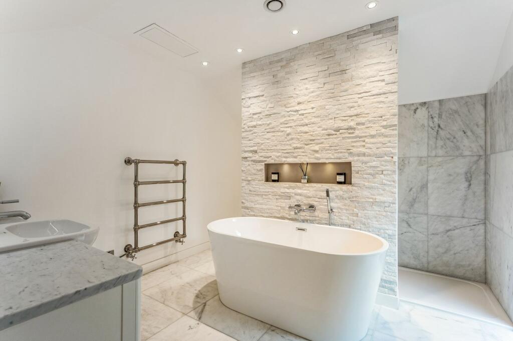 Additional property image - Richmond Road, Bath, BA1