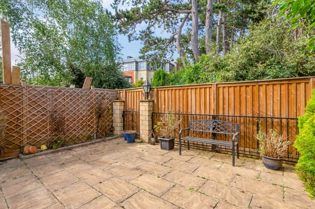 Additional property image - Combe Grove, Bath, BA1