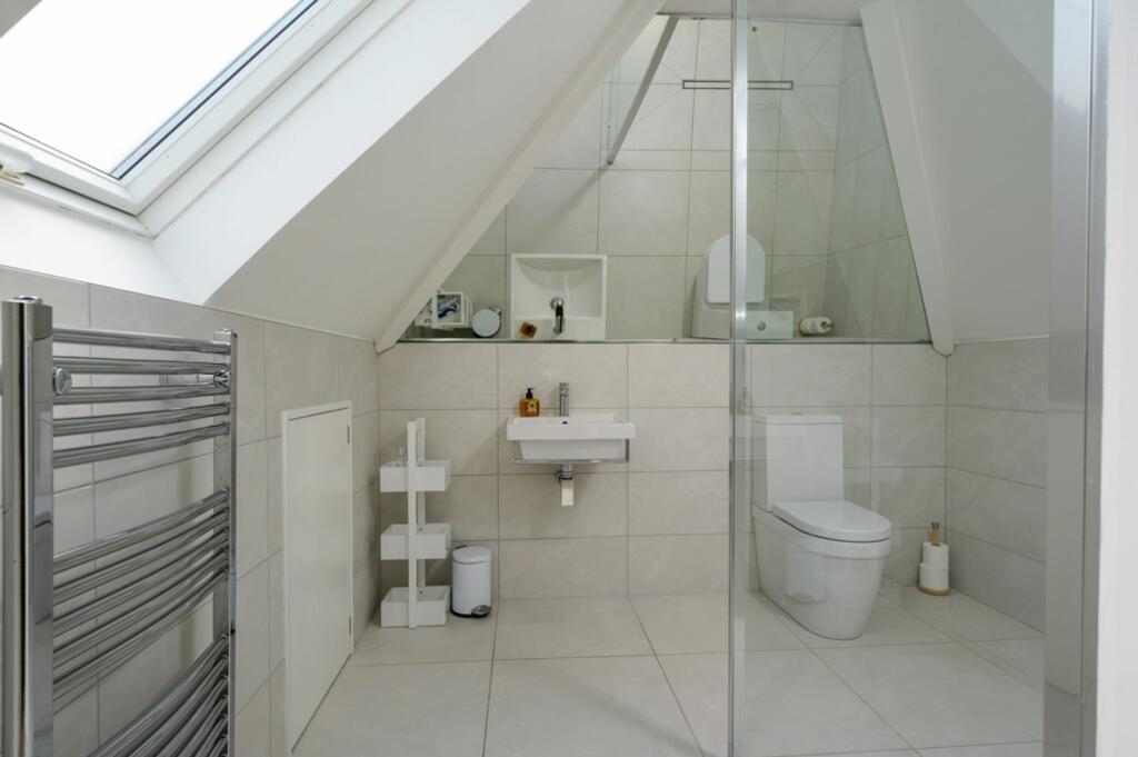 Additional property image - Cleveland Walk, Bath, BA2