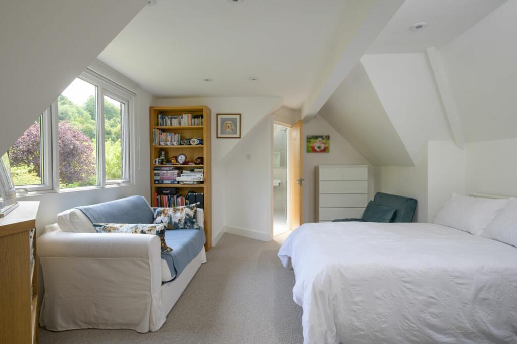Additional property image - Cleveland Walk, Bath, BA2