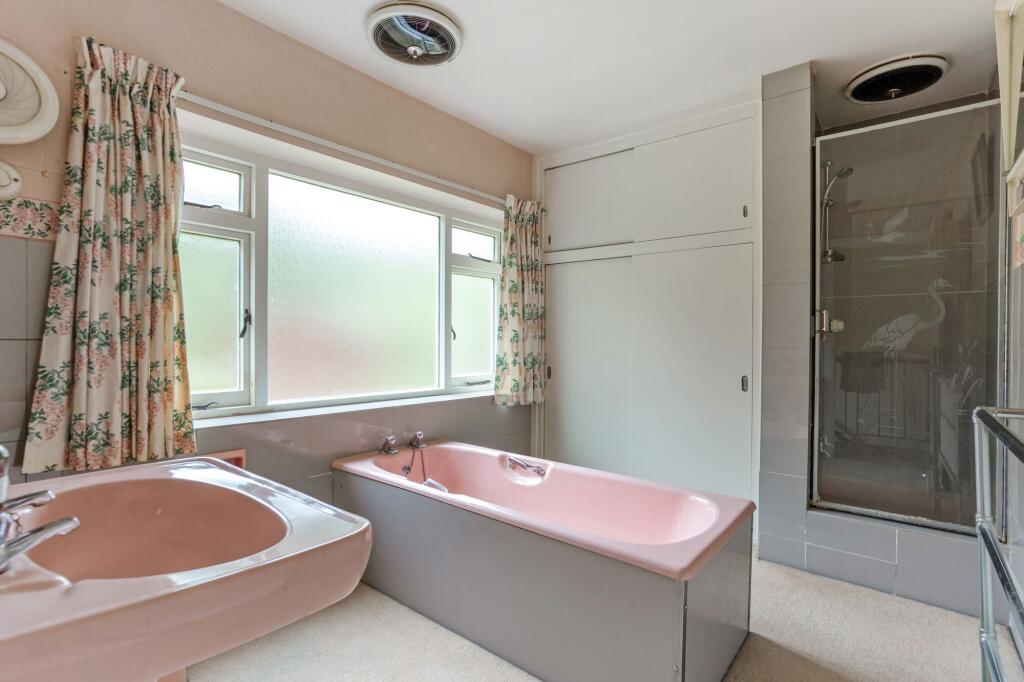 Additional property image - 50 Cleveland Walk, Bath, BA2