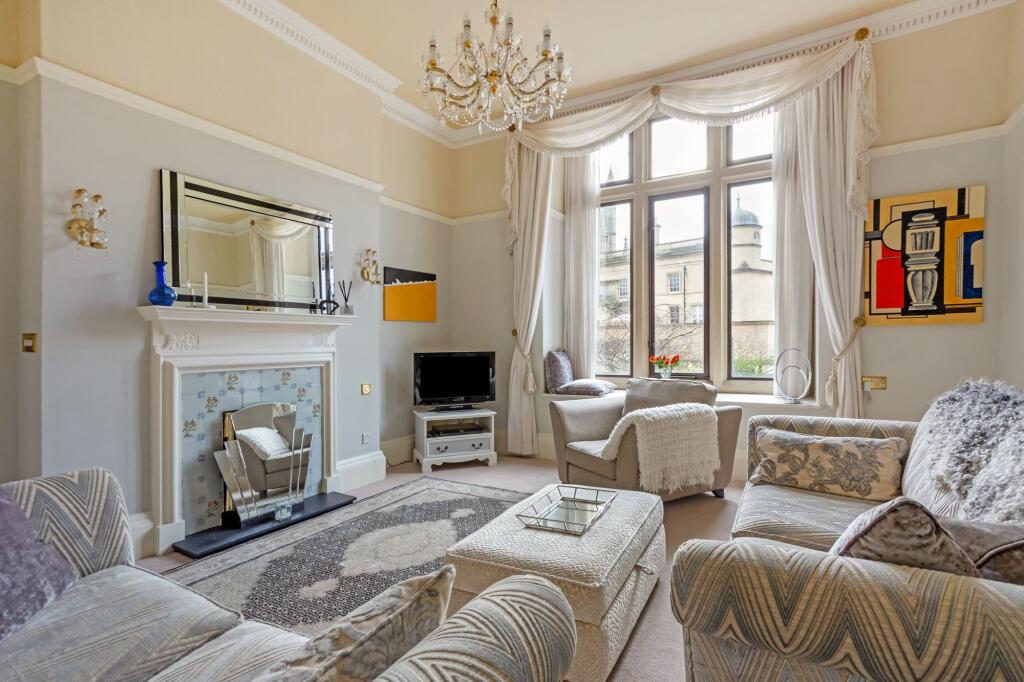 Additional property image - Grand Parade, Bath, BA2