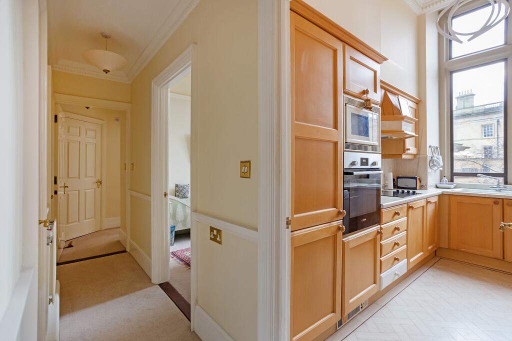 Additional property image - Grand Parade, Bath, BA2
