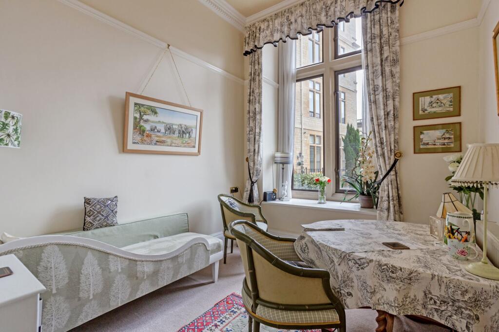 Additional property image - Grand Parade, Bath, BA2