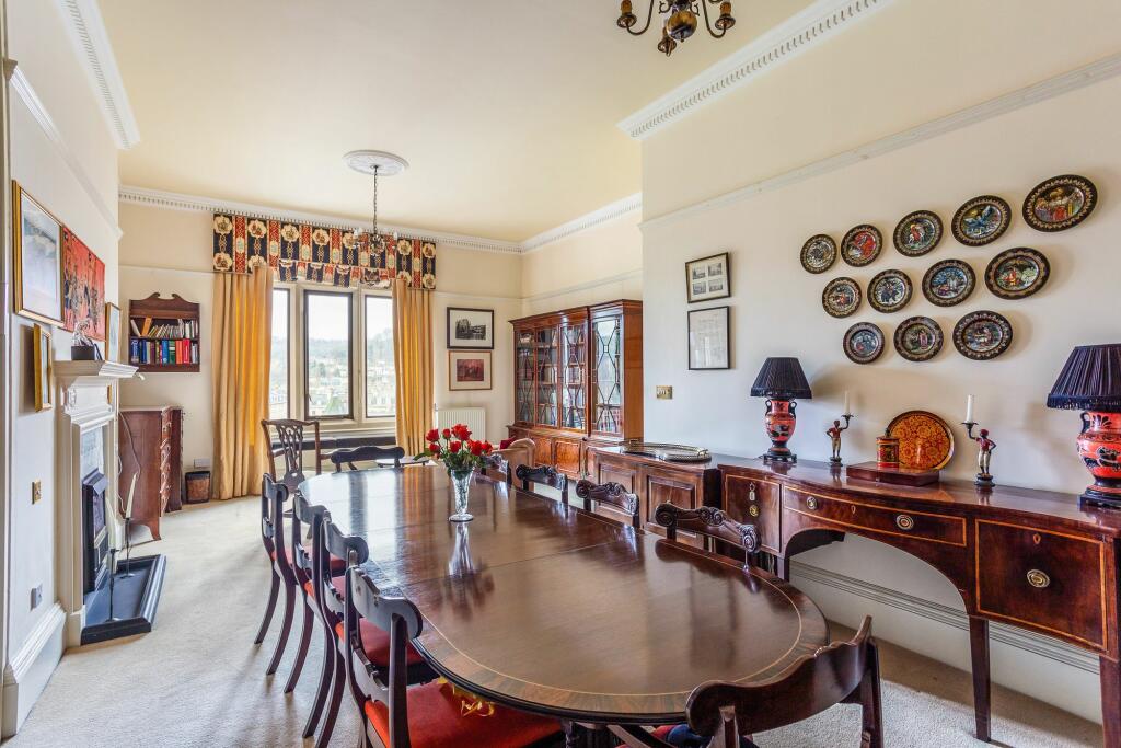 Additional property image - Grand Parade, Bath, BA2