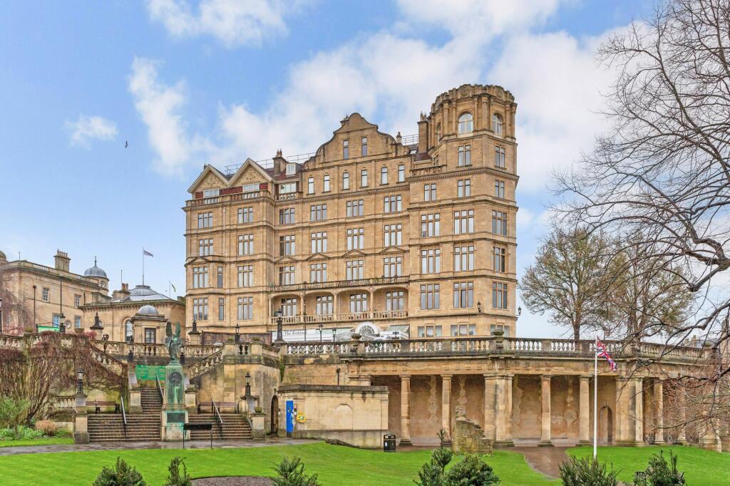 Additional property image - Grand Parade, Bath, BA2