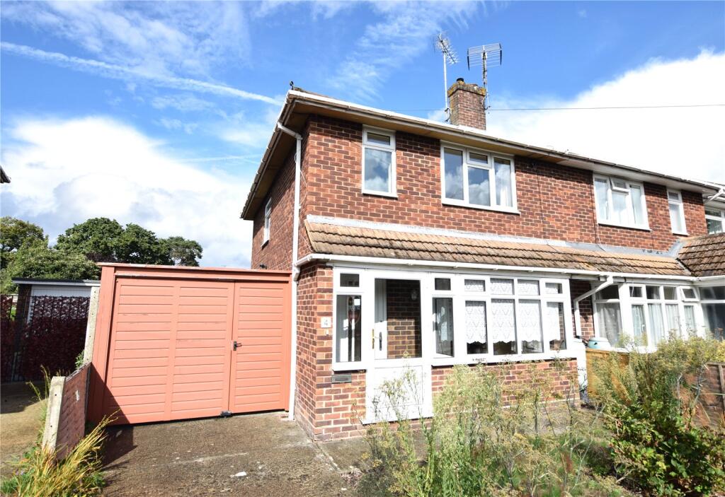 Main image of property: St. Davids Close, Farnborough, Hampshire, GU14