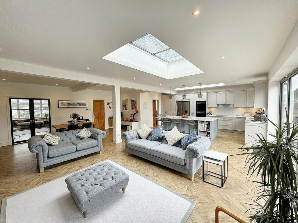 Additional property image - Grosvenor Road, Petts Wood, Orpington, BR5