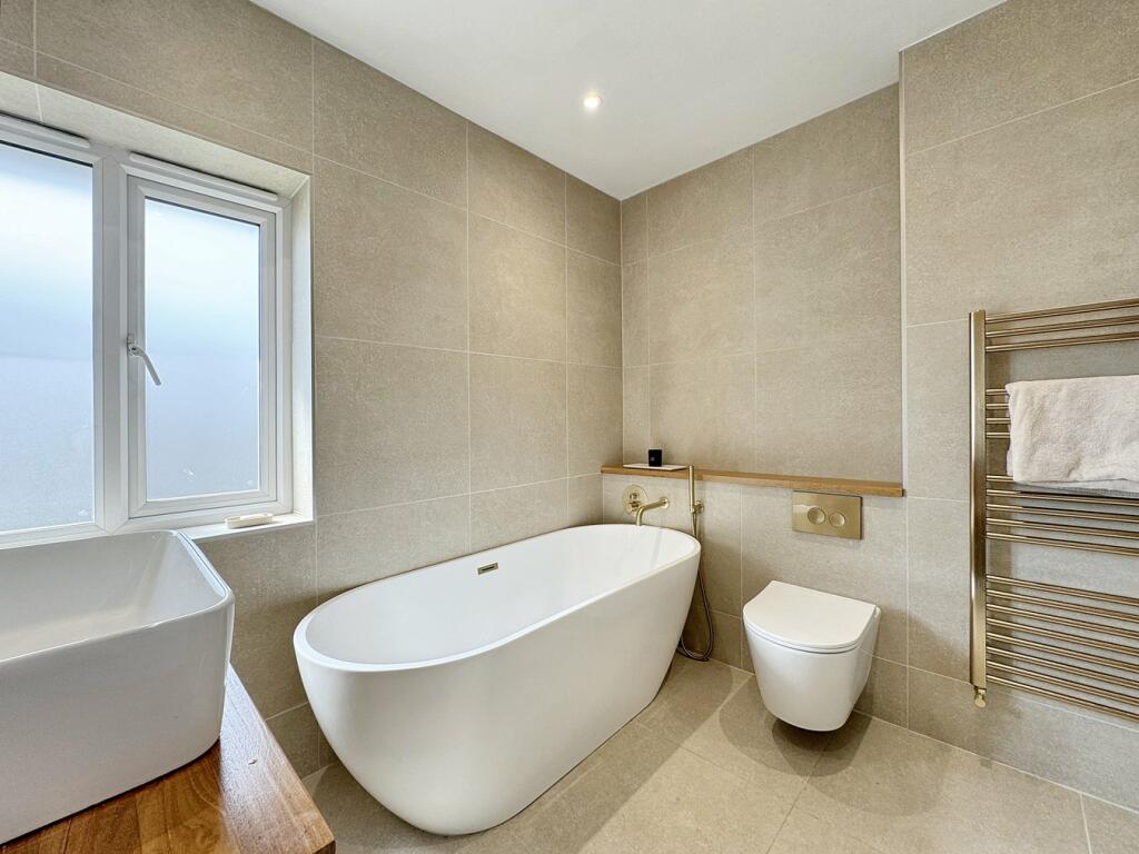 Additional property image - Laburnum Way, Bromley, BR2