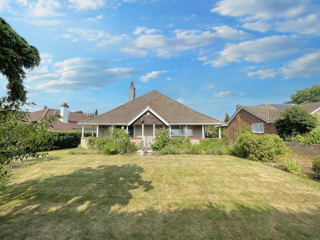 Additional property image - Chislehurst Road, Orpington, BR6
