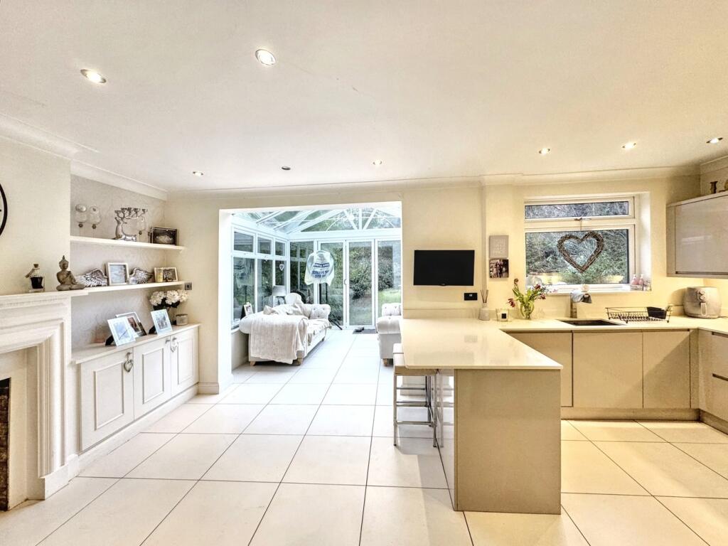 Additional property image - Petts Wood Road, Petts Wood, Orpington, BR5