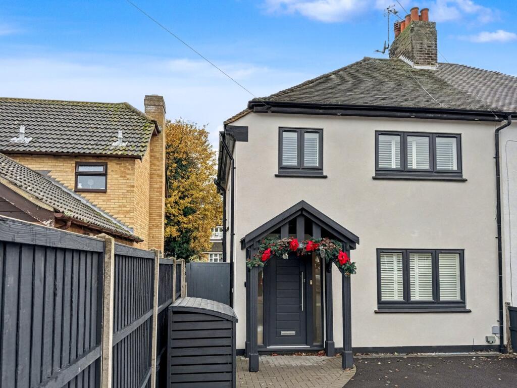 Main image of property: Lennard Road, Bromley, BR2