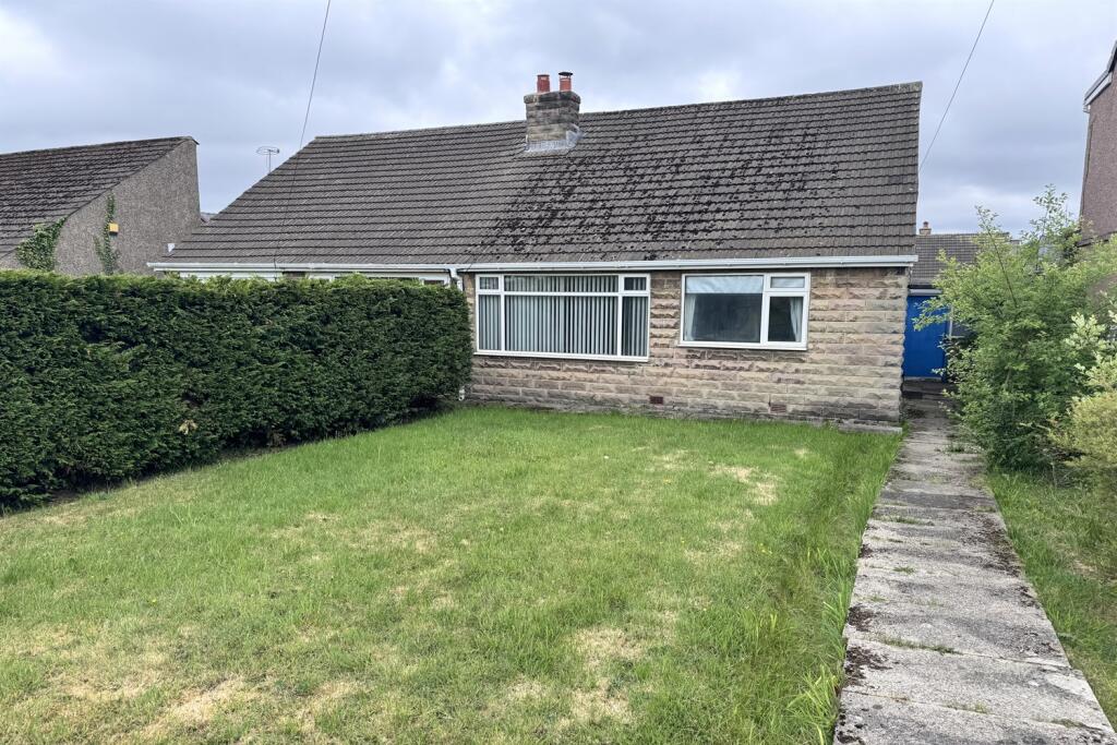 Main image of property: Spencer Road, Chapel-En-Le-Frith, High Peak