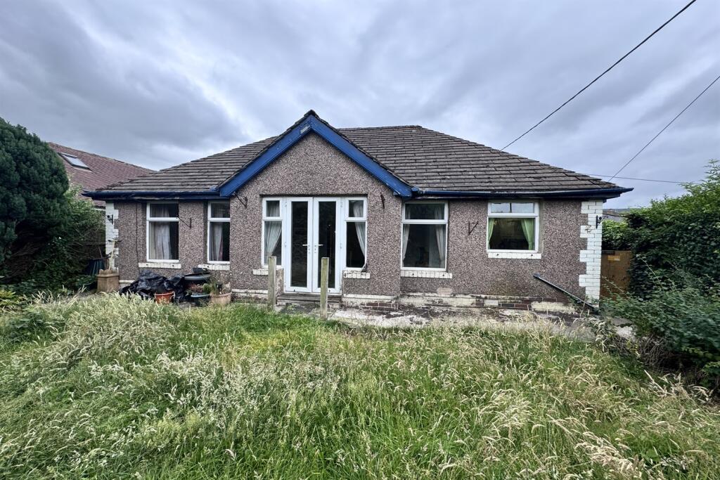 Main image of property: Barlow Road, Chapel-En-Le-Frith, High Peak