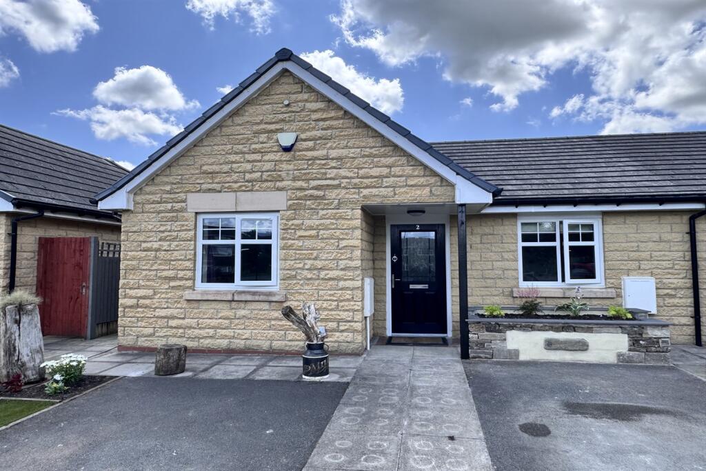 Main image of property: Beckets Wood, Chapel-En-Le-Frith, High Peak