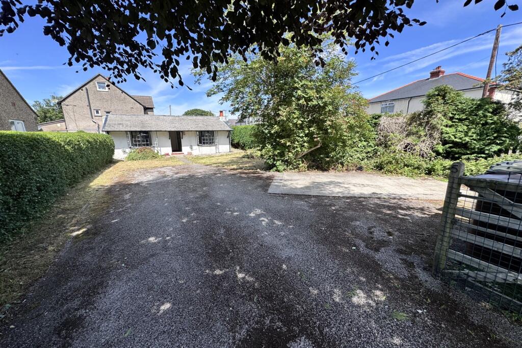 Main image of property: Barlow Road, Chapel-En-Le-Frith, High Peak