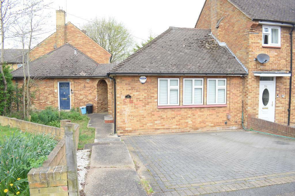 1 bedroom bungalow for sale in Barnstaple Road, Harold Hill, Romford