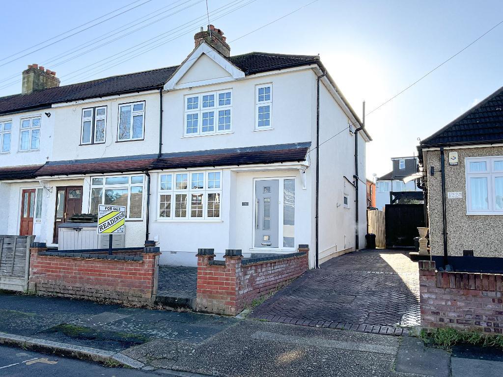 Main image of property: Bruce Avenue, Hornchurch, Essex, RM12 4HY