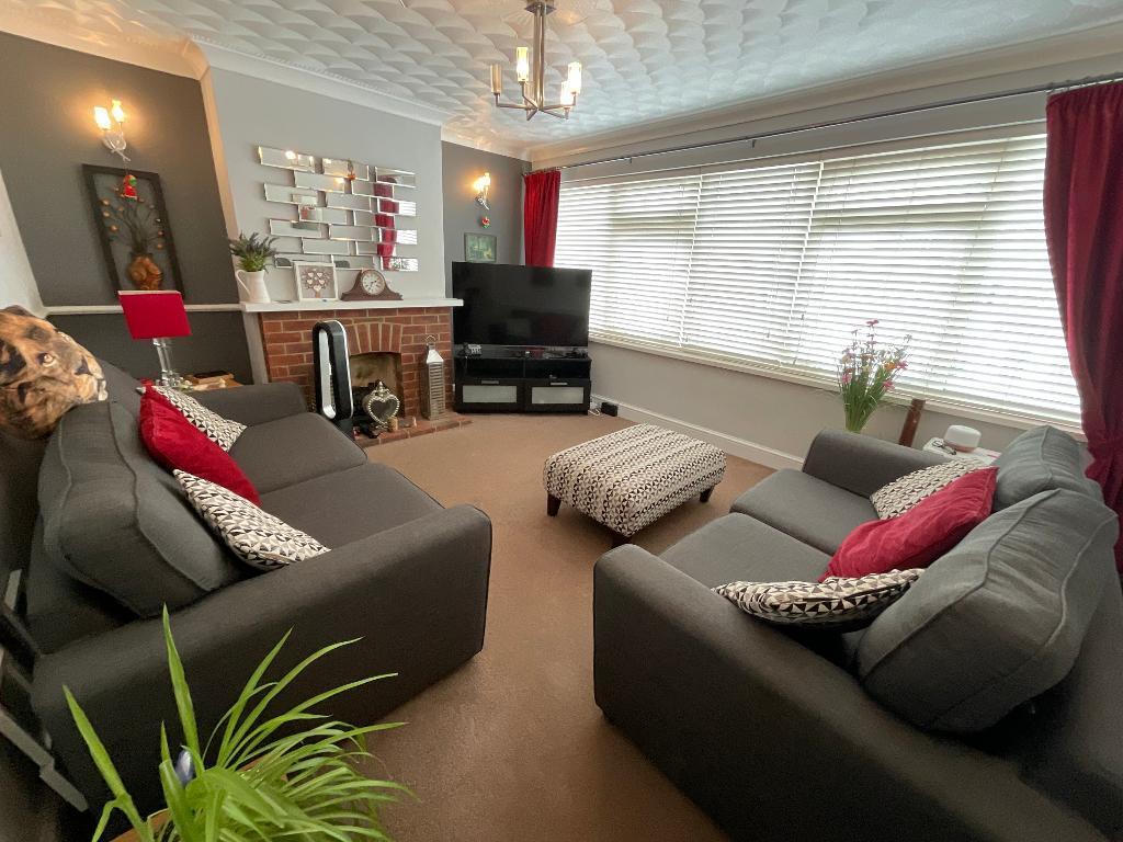 Main image of property: Petworth Way, Elm Park, Hornchurch, Essex, RM12 4LR