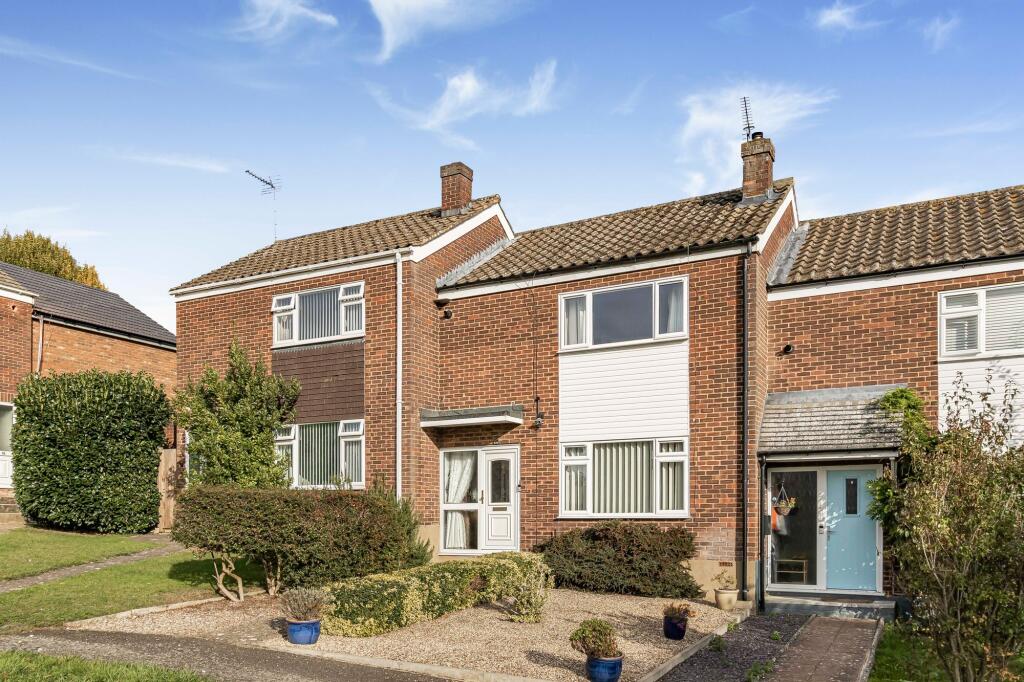 Main image of property: Clopton Gardens, Hadleigh, IP7