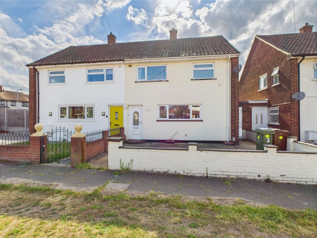 Main image of property: Silverwood Close, Grays, RM16