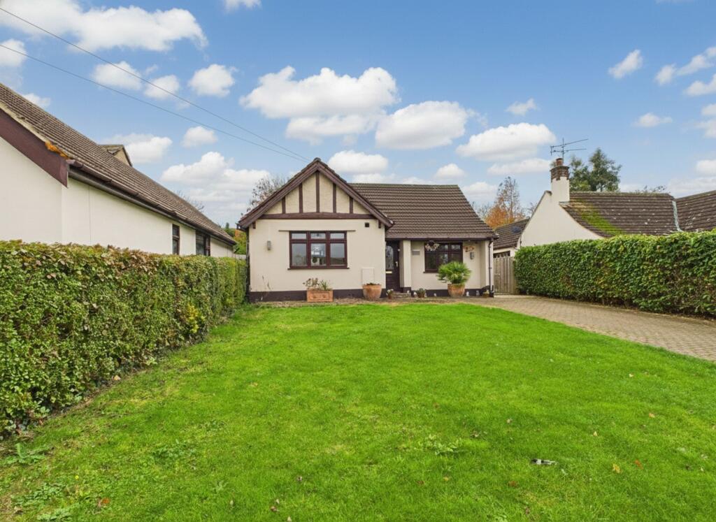 Main image of property: Southend Road, Stanford-Le-Hope, SS17