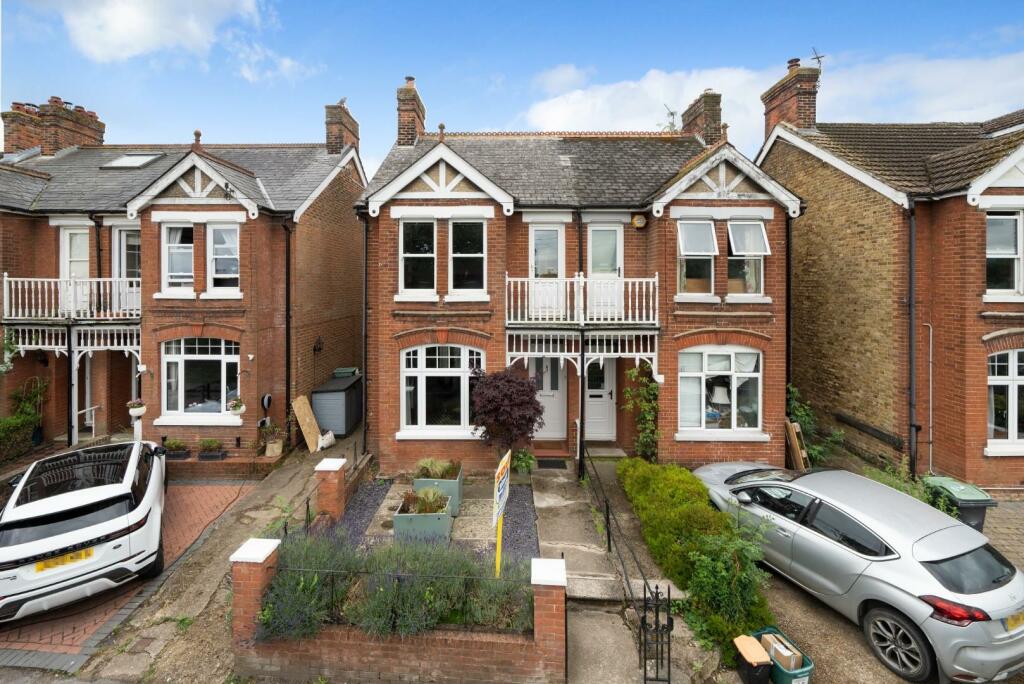 3 bedroom property for sale in Norman Road, West Malling, ME19