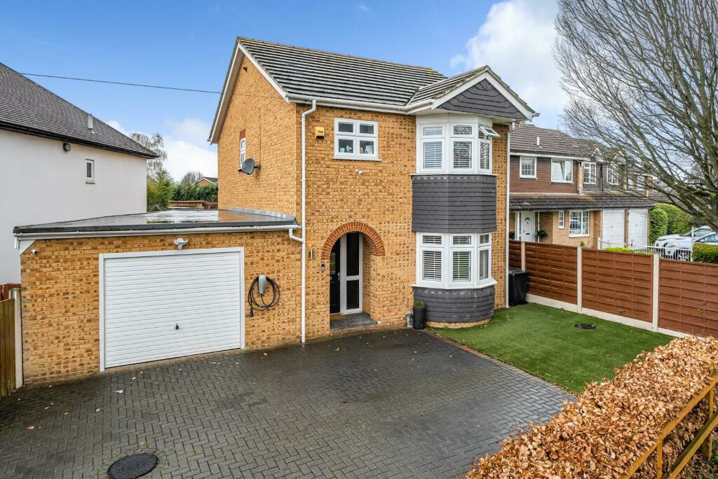 2 bedroom detached house for sale in Lunsford Lane, Larkfield, ME20