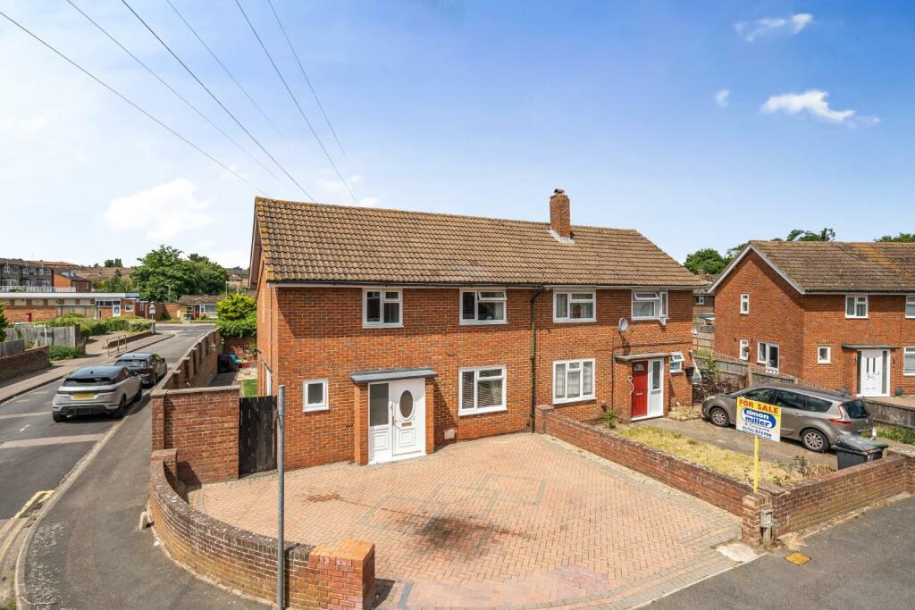 Main image of property: Elm Crescent, East Malling