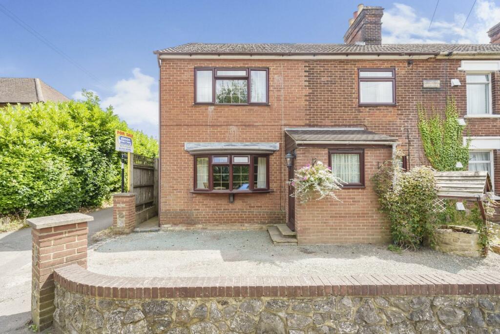 Main image of property: New Hythe Lane, Larkfield, Aylesford