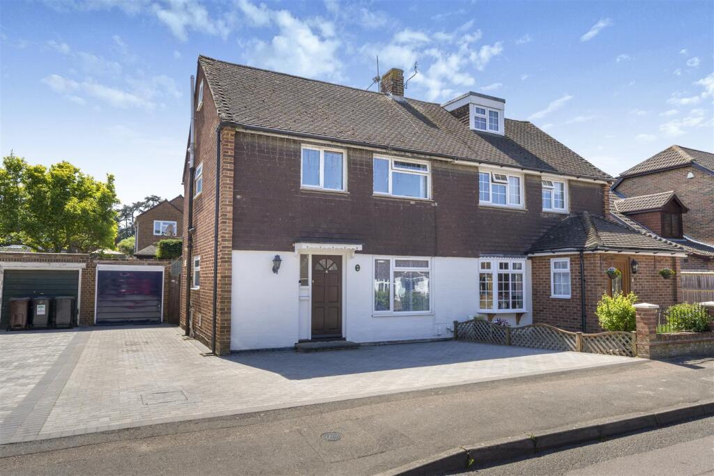 Main image of property: Elm Walk, Aylesford