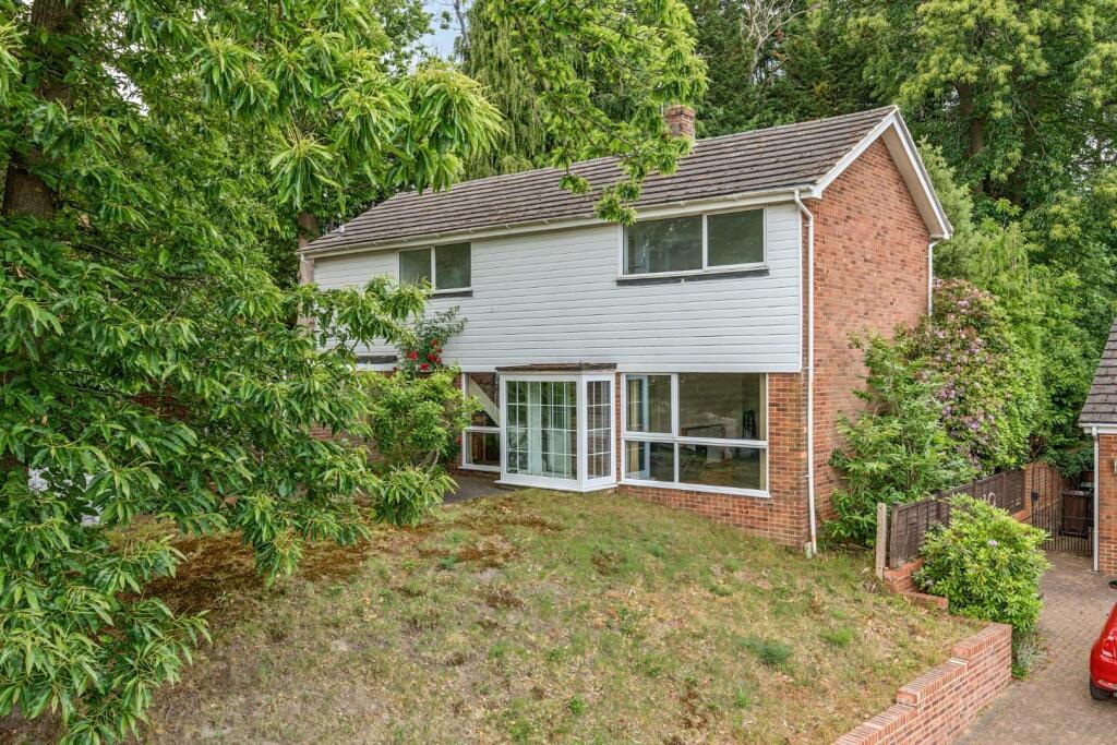 Main image of property: Birch Crescent, Aylesford