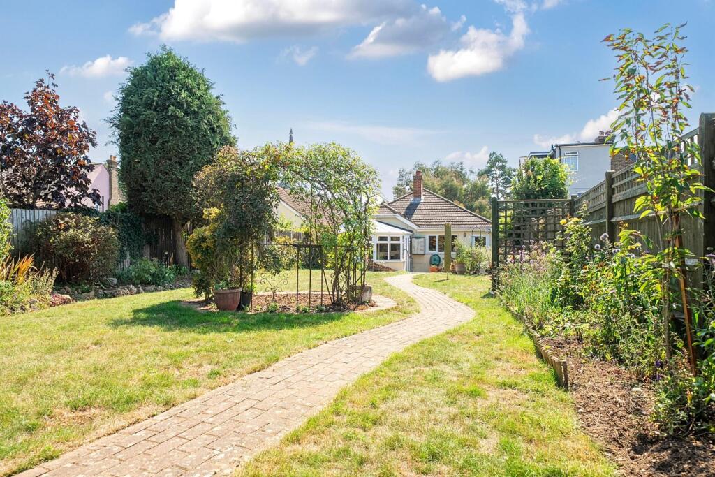 Main image of property: London Road, Ditton, Aylesford