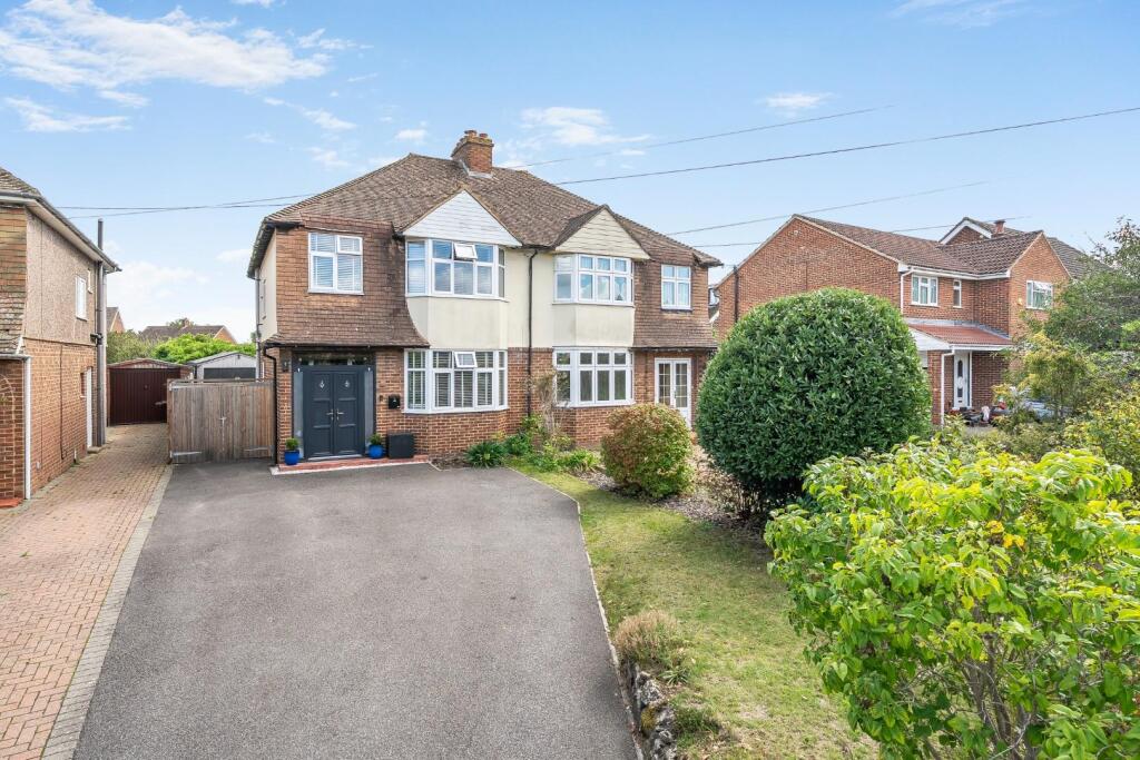 Main image of property: New Hythe Lane, Larkfield, Aylesford