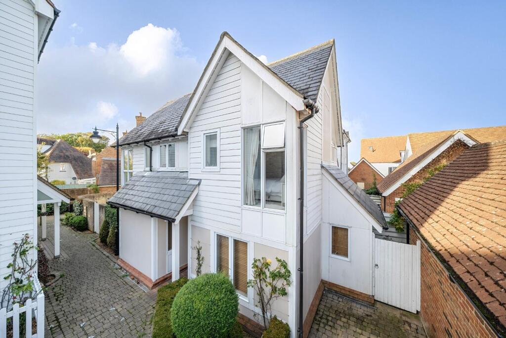 Main image of property: Edgar Close, Kings Hill, West Malling