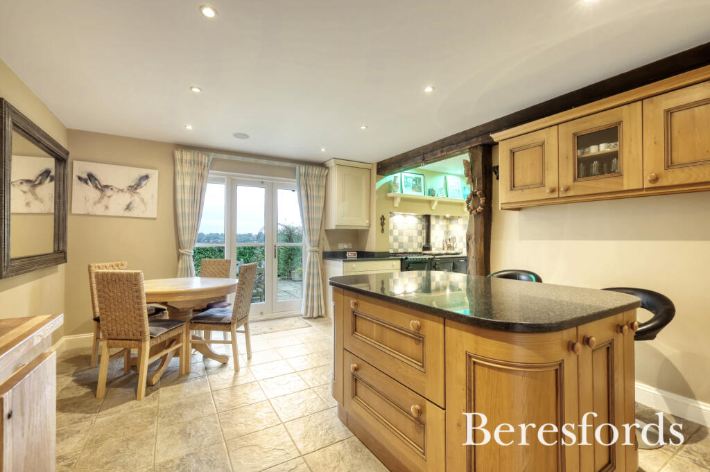 Additional property image - Bannister Green, Felsted, CM6