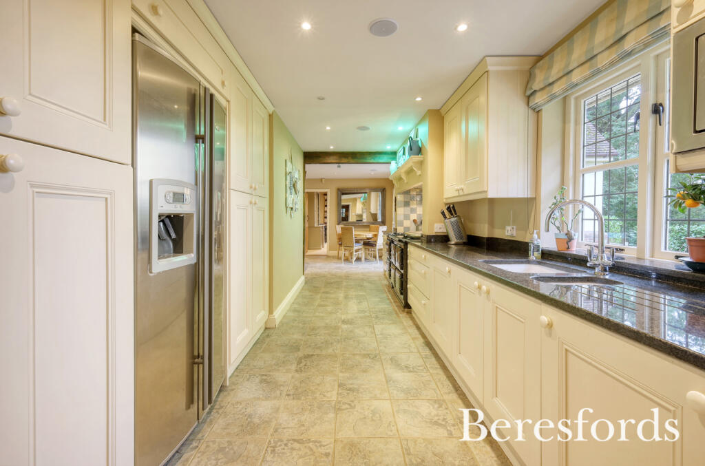 Additional property image - Bannister Green, Felsted, CM6