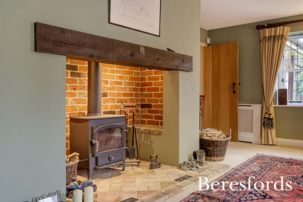 Additional property image - Bannister Green, Felsted, CM6