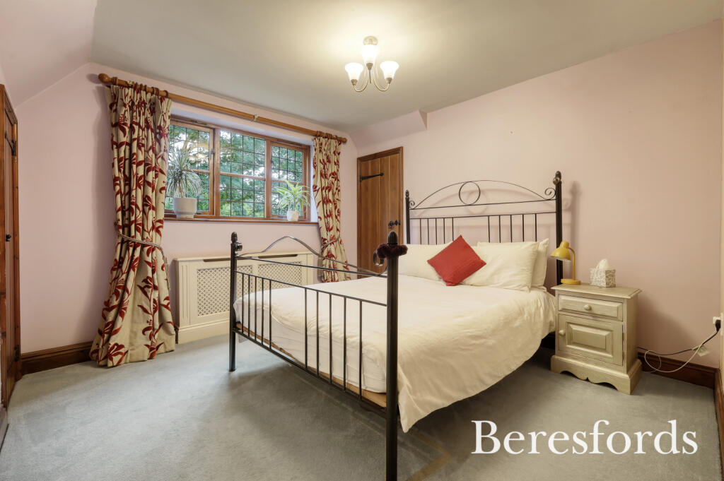 Additional property image - Bannister Green, Felsted, CM6