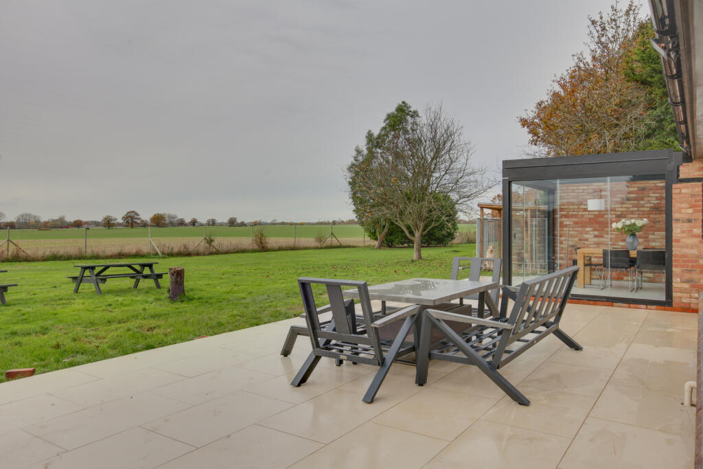 Additional property image - Braintree Road, Felsted, CM6